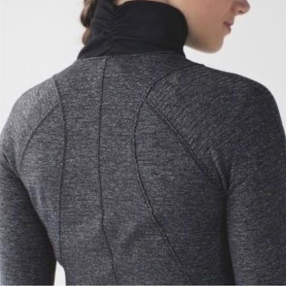 Lululemon Runderful 1/2 Zip Pullover - Picture 3 of 3